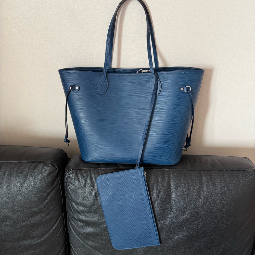 Blue Women's Tote Bag with Wristlet - Designer Style